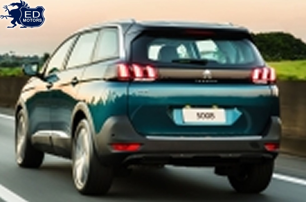 PEUGEOT 5008 traseira